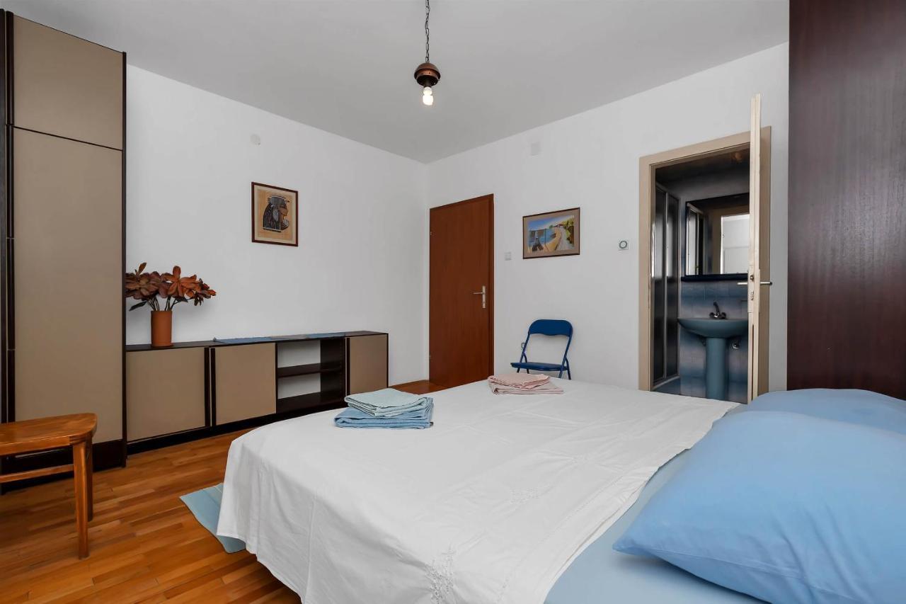 Apartments Vele Makarska Exterior foto